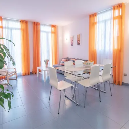 Hogar Vera Apartments&bikes バレンシア