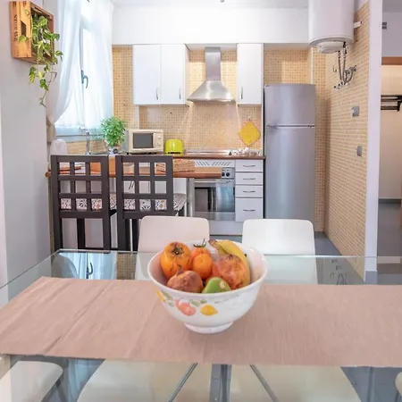 Hogar Vera Apartments&bikes アパート *