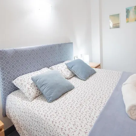 Hogar Vera Apartments&bikes アパート *