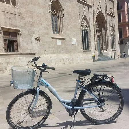 Hogar Vera Apartments&bikes Апартаменты Валенсия