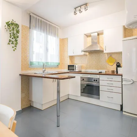Hogar Vera Apartments&bikes アパート