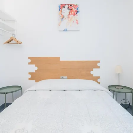 Hogar Vera Apartments&bikes アパート