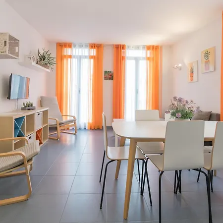 アパート Hogar Vera Apartments&bikes バレンシア