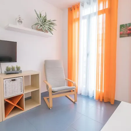 Hogar Vera Apartments&bikes アパート バレンシア