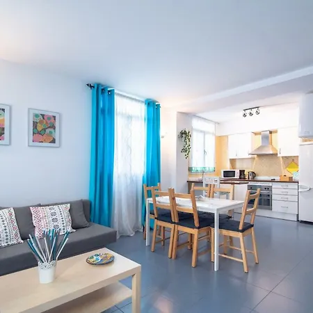 Hogar Vera Apartments&bikes アパート *