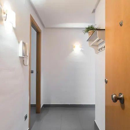 Hogar Vera Apartments&bikes アパート