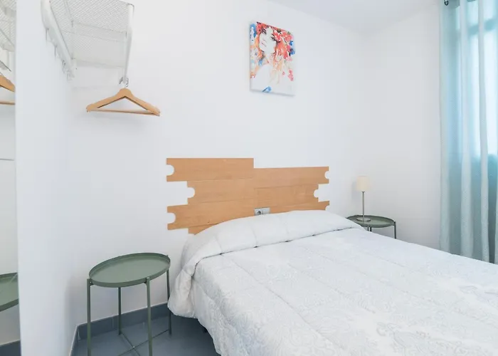 Hogar Vera Apartments&bikes * Valencia