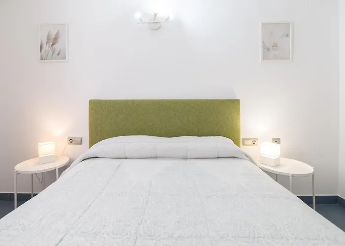 Hogar Vera Apartments&bikes * Valencia